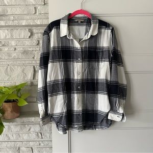 Athleta plaid shirt